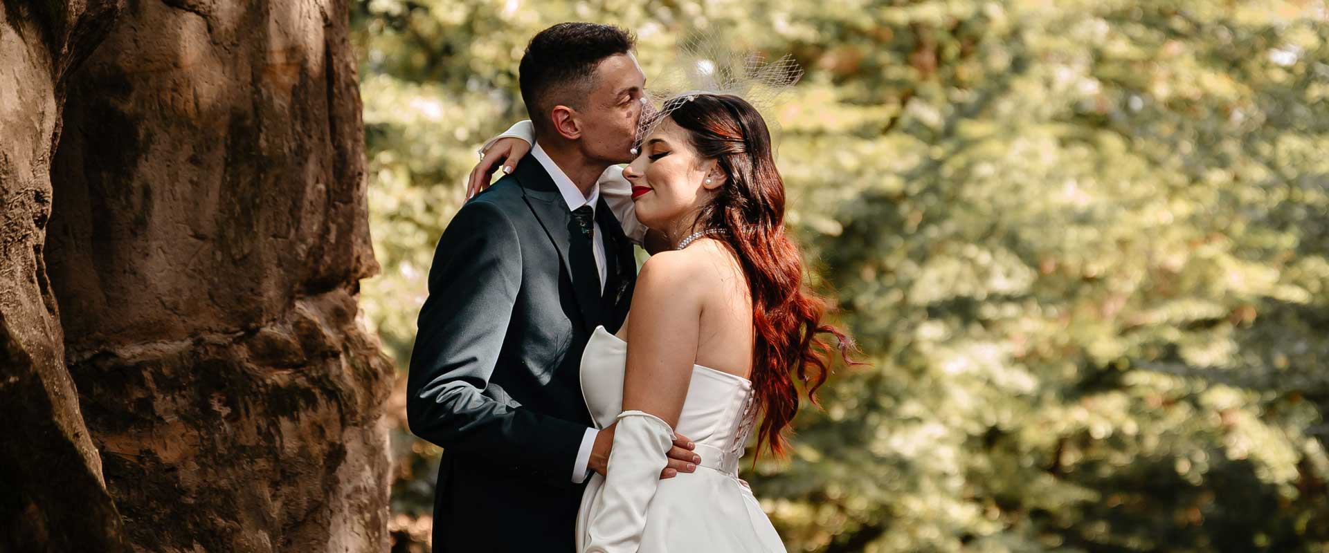 wedding couple by tree